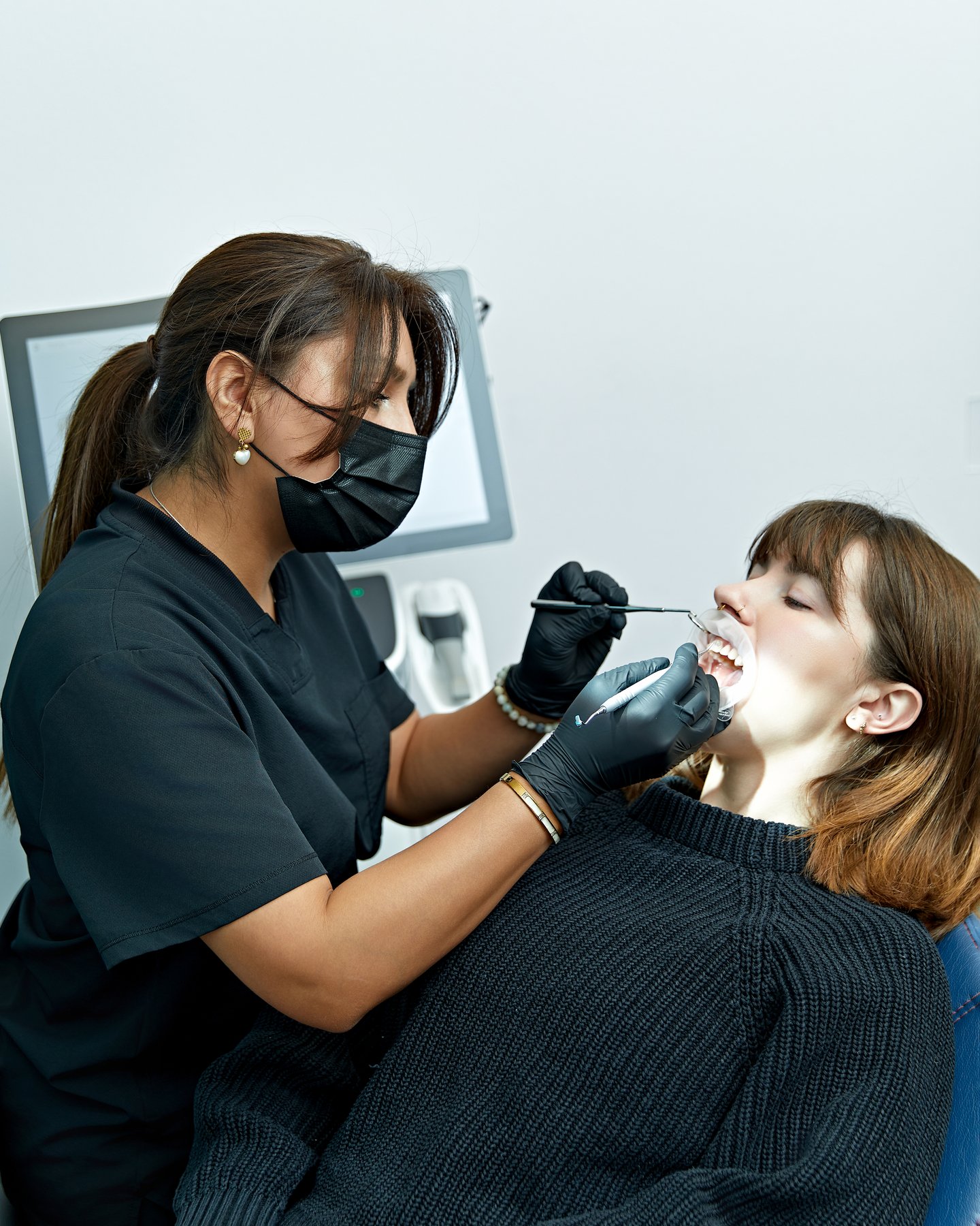 Dental practice at work