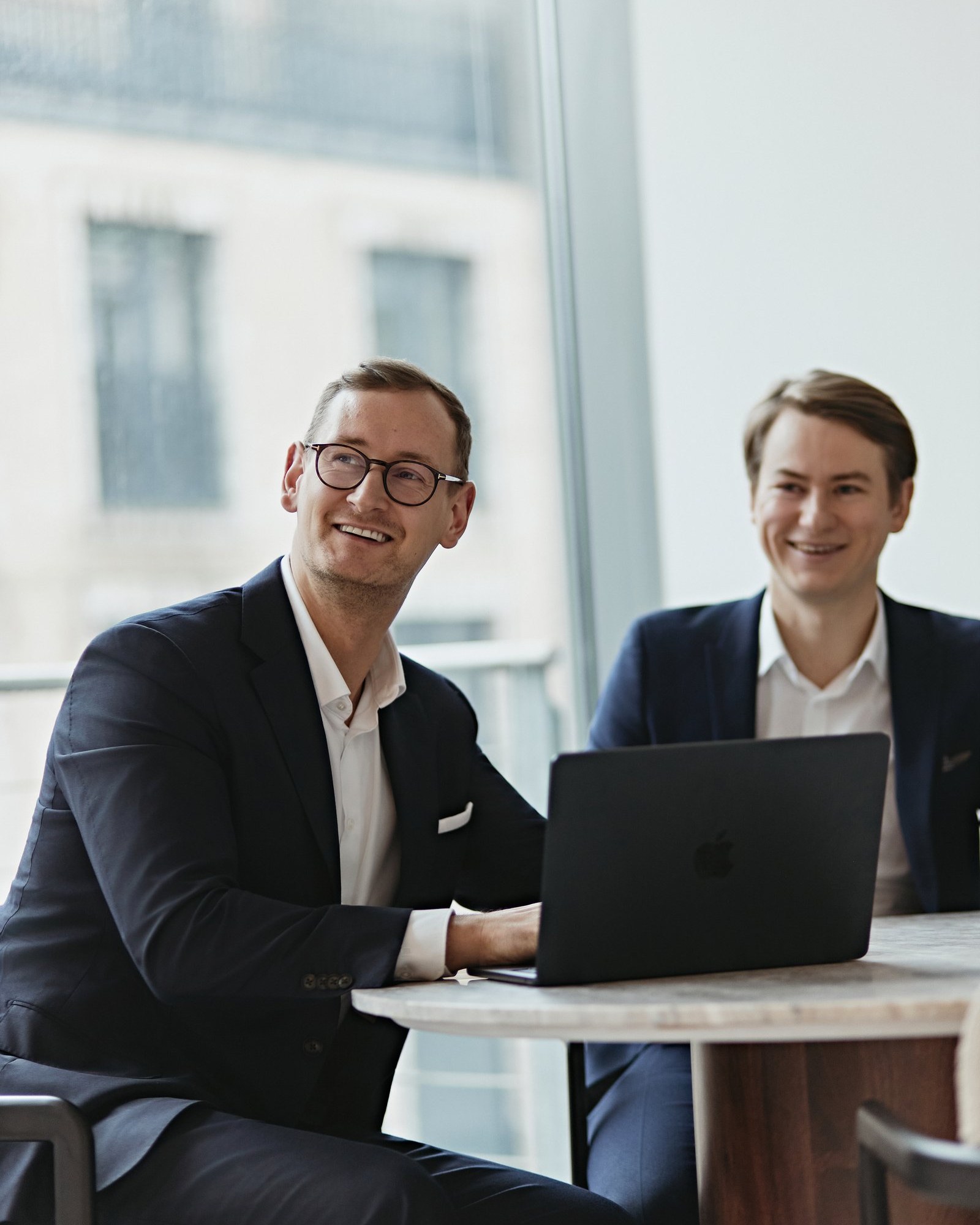 Two colleagues, portrait